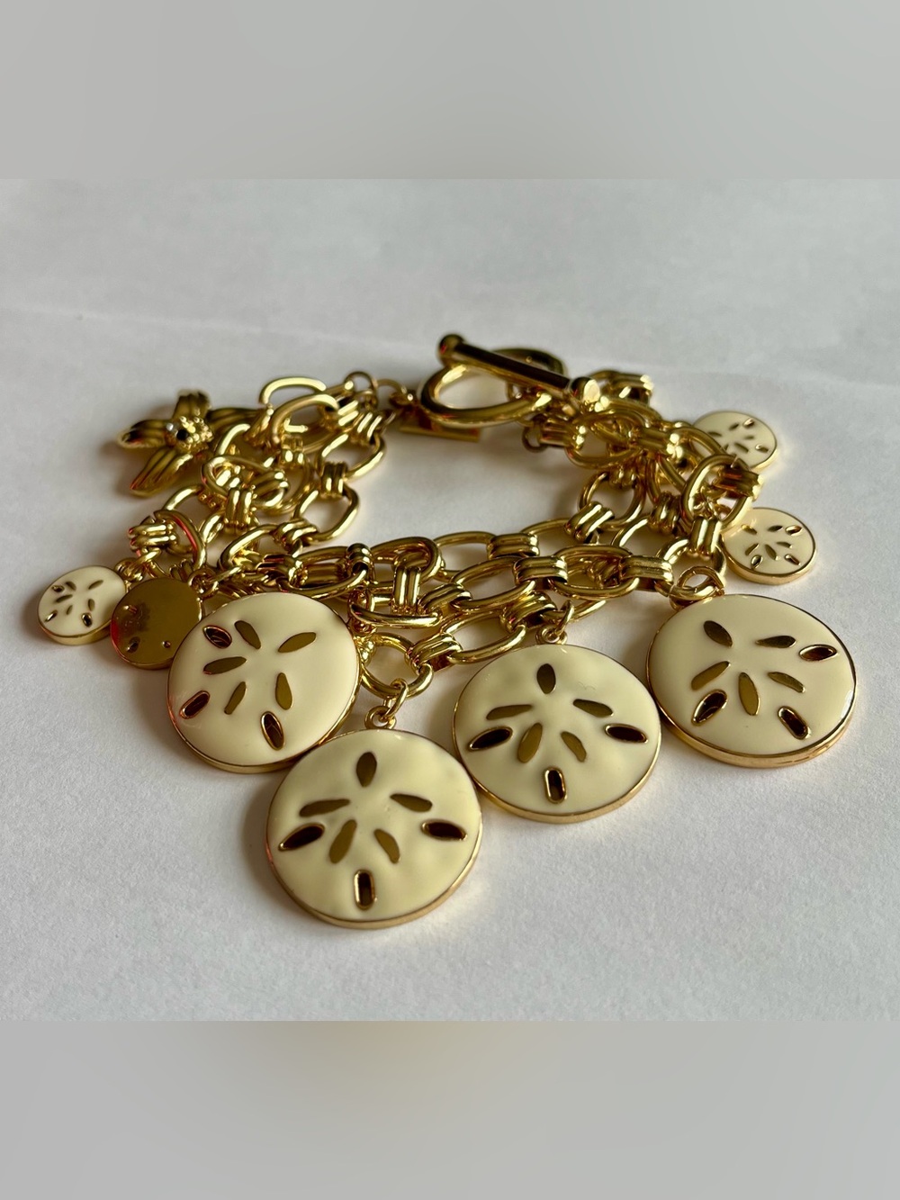 Lilly Pulitzer Gold-Tone Sand Dollar Charm Bracelet | Coastal Beach